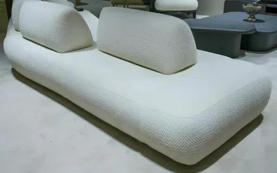 Obrázok produktu pre Elegantná rohová pohovka, farba: biela, moderný dizajn, minimalistický štýl
