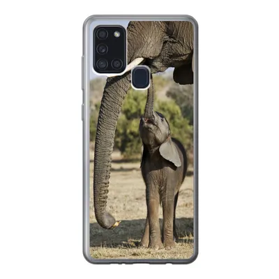 Produktbild von MuchoWow® Handyhülle Schutzhülle Hülle für Samsung Galaxy A21s Elefant - Tiere - Gras - Natur Silikon Softcase Handy Hülle - Hartschale