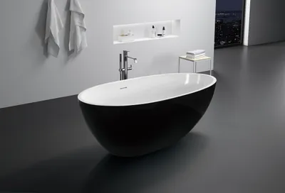 Produktbild von Mineralguss-Badewanne BICOLA 170 x 86 x 54 cm, Schwarz/Weiß