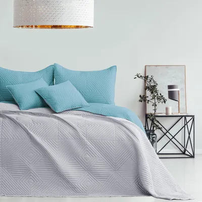 Produktbild von Luxus Bettüberwurf Softa mit Uni Wendedesign - Zweiseitige Tagesdecke, Größe:200 x 220 cm, Farbe: Azurblau / Silber