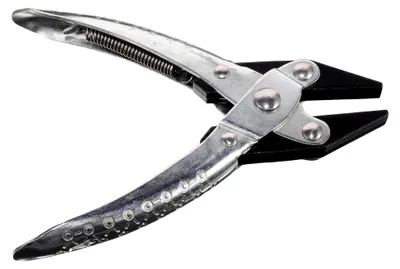 Produktbild von Kleine Schmuckzange mit parallelen Backen – Federbelastete Flachzange aus Metall für präzise Schmuckherstellung und Reparatur