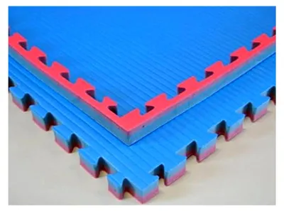 Produktbild von Wendematte, blau/rot, 1 x 1 Meter, ca. 4 cm dick, Puzzlematte/Steckmatte/Bodenmatte/Sportmatte/Spielteppich/Unterlegmatte/Kampfsportmatte/Turnmatte