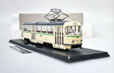Produktbild von Tatra T4 Magdeburg Straßenbahn - Premium ClassiXXs 1:43