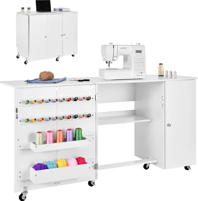 Zdjęcie produktu dla Stół do szycia VEVOR szafka do szycia z kółkami i drewnianą ramą oraz schowkami i drzwiczkami magnetycznymi, stół do maszyny do szycia wielofunkcyjny stół o ładowności 40 kg do stacji rzemieślniczej i stolika bocznego biały