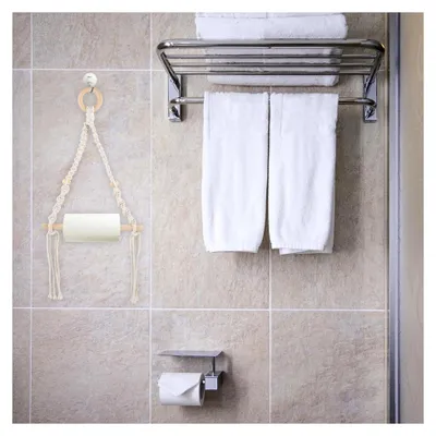 Produktbild von Makramee Toilettenpapierhalter im Bohemian Nautikstil aus Baumwolle und Holz, Wandmontage für das Badezimmer