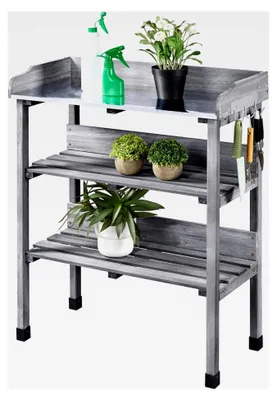 Produktbild von Wetterfester Pflanztisch für den Außenbereich, Gärtnertisch 77 x 37 x 90 cm mit verzinkter Arbeitsplatte, 2 Ablagefächern und 3 Haken, Blumentisch aus Tannenholz für Garten, Balkon und Terrasse in Grau