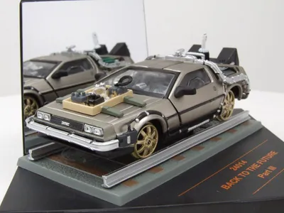 Produktbild von Vitesse 24014 DeLorean Zurück in die Zukunft Back to the Future Teil 3 Bahnschine 1:43