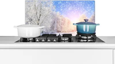 Produktbild von KitchenYeah®  Spritzschutz Küche - Küchenrückwand - Wandschutz für Herd und Spüle - Schnee - Sonne - Winter 70x30 - Alu-Dibond (Alternative zum Spritzschutz aus Glas) - Hitzebeständig - Herdspritzschu