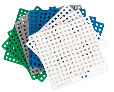 Produktbild von Plus Plus Bauplatten 12 Stück 4 Farben gemischt Bausteine