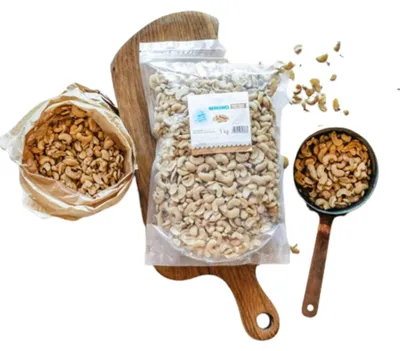 Zdjęcie produktu dla Orzechy nerkowca 1kg - Schronisko Bukowina