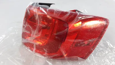 Obrázek produktu pro Originální zadní světlo VW Jetta 11–14, vnější pravé 5C6945096D