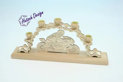 Zdjęcie produktu dla Łuk świąteczny z motywem motocykla wyścigowego i łańcuchem, 5 podgrzewaczy, szer. x wys. x gł. 28 x 6 x 16 cm, NOWY