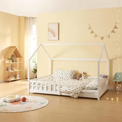 Imagen del producto de Cama infantil Hesel, tipo casita, blanca, de 120 x 200 cm, con barandillas de protección y somier. Cama Montessori, cama para jóvenes, cama de madera