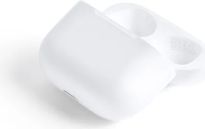 A white Apple AirPod 3 charging case is shown on a white background.