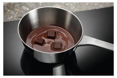 Zdjęcie produktu dla Electrolux EIV734, Czarny, Wbudowany, 68 cm, Płyta indukcyjna strefowa, 4 stref(y), 4 stref(y)