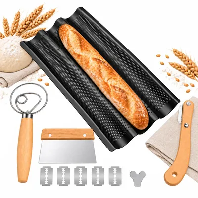 Productafbeelding van Baguettebakplaat set, 38x25 cm – 3 bakvormen, geperforeerd, inclusief deegschraper, deegschuiver en broodmes, accessoires voor het bakken van zuurdesembrood