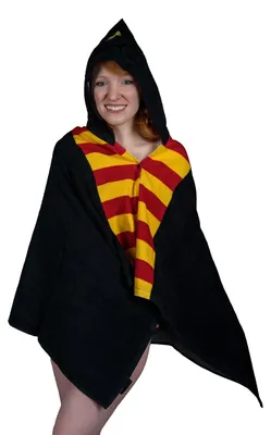 Obrázok produktu pre Harry Potter Hogwarts osuška s kapucňou - 70 x 140 cm