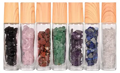 Produktbild von Set mit 7 Rollflaschen aus Edelsteinmaterial, jeweils 10 ml, für ätherische Öle