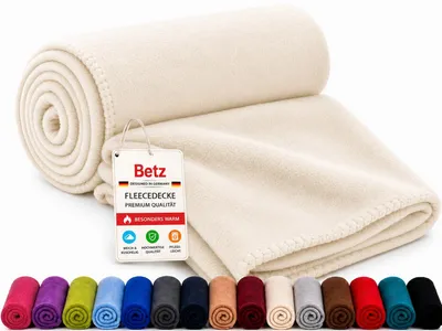 Produktbild von Betz Fleecedecke 130x170 cm 180g/m² – Weiche Wohndecke & Kuscheldecke – Flauschige Sofadecke als Tagesdecke – Leicht, wärmend & pflegeleicht – creme, KI-generiertes Bild