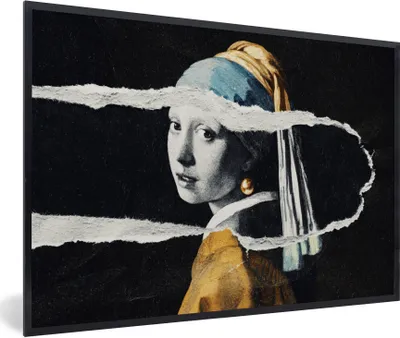 Produktbild von MuchoWow® Gerahmtes Poster Mädchen mit Perlenohrring - Gold - Vermeer - Schwarz - Weiß 90x60 cm - Poster mit Schwarzem Bilderrahmen Wandposter Rahmen Foto Bilder - Fotorahmen - Foto-Plakat