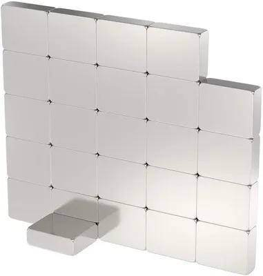 Immagine prodotto di 25 magneti al neodimio argento 6x5x2 mm, extra potenti, rettangolari
