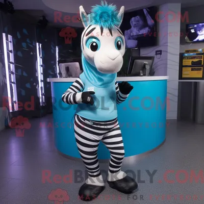 Produktbild von Maskottchencharakter REDBROKOLY eines Cyan-Zebras bekleidet mit Leggings und Schals