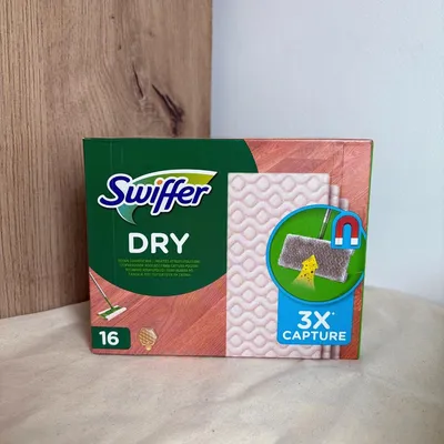 Image de Swiffer Dry Recharge Lingettes Balai << Attrape-Poussière >> – 16 Lingettes