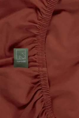 Produktbild von Beddinghouse Dutch Design Splittopper Spannbettlaken Organic Elasthan TDS Farbe Red Größe 140/160x200/220