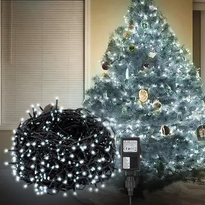 Obrázek produktu pro Světelné řetězy Peviasot, délka 10 metrů, 100 LED diod, studená bílá barva, 8 režimů, krytí IP44, napětí 31 V, černý kabel, vhodné pro vánoční výzdobu a do zahrady