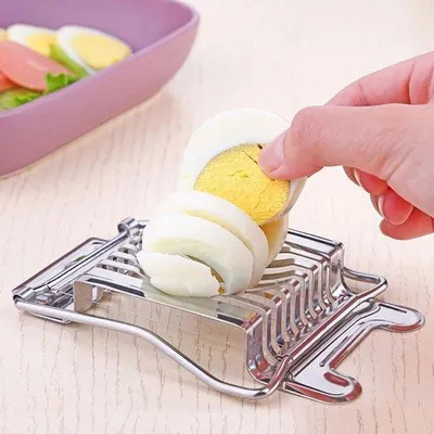 Produktbild von Famanu Eierschneider aus Edelstahl - Ergonomisch, spülmaschinenfest, für perfekte Schnitte
