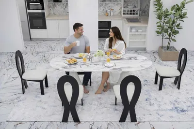 Immagine prodotto di Lussuoso set da pranzo composto da tavolo e 6 sedie – Mobili dal design elegante