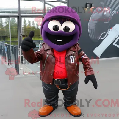 Productafbeelding van Mascot REDBROKOLY karakter van een kastanjebruine aubergine gekleed met een motorjack en mutsen