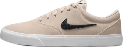 Produktbild von Nike Sneakers IB2750-100 in Multicolored color size 45