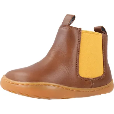 Image de Bottes de marche "First Walkers" de la marque Camper, couleur marron, pointure européenne 22. Bottes pour enfant, couleur marron, pointure européenne 22