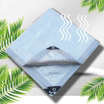 Produktbild von Atmungsaktives Sonnenschutzgewebe für Pflanzen mit Aluminiumfolie