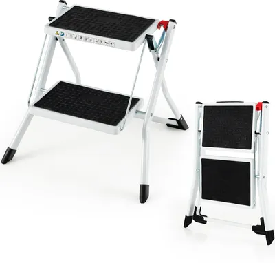 Produktbild von COSTWAY Skladací rebrík s 2 stupňami, skladací rebrík, šírka 20 cm, nosnosť do 150 kg, skladací rebrík s rukoväťou na prenášanie a protišmykovým pedálom, rebrík do domácnosti, do kancelárie, garáže, kov, biely