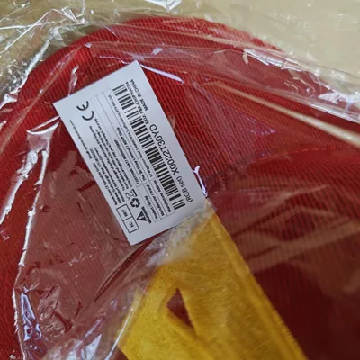 Immagine prodotto di Cappelli per il Carnevale, con personaggi dei cartoni animati, unisex, confezione da 3 pezzi, nei colori rosso, verde e blu, ideali per feste a tema