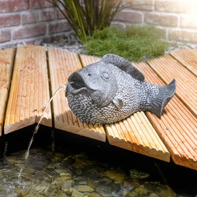 Image de esotec Gargouille avec pompe solaire POISSON | Figure de bassin Figure de jardin H=22cm 101665