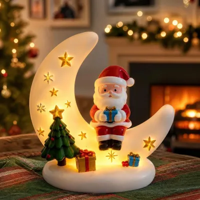 Produktbild von LED Weihnachtsdeko Weihnachtsmann auf dem Mond, 13 × 8 × 13 cm – USB Nachtlicht mit warmweißem Licht, dekorative Weihnachtsfigur für Innenräume