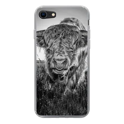 Produktbild von MuchoWow® Handyhülle Schutzhülle Hülle für iPhone 7 Schottischer Highlander - Schwarz und Weiß Silikon Softcase Handy Hülle - Kartenhalter