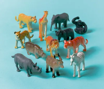 Produktbild von amscan Tierfiguren Kunststoff 12 Stück
