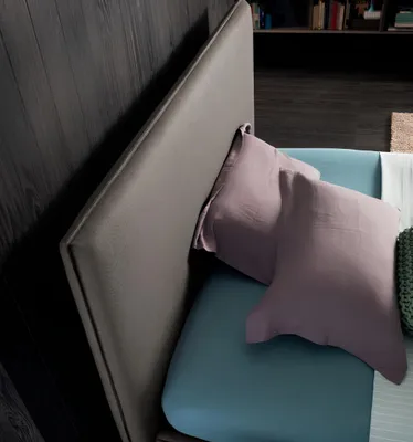 Produktbild von Luxus Doppel Betten Braun 200x200 Schlaf Zimmer Leder Hotel Bett Polster Design