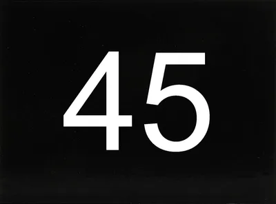 Produktbild von Nummernschild selbstklebend, 40 x 30 mm, Type 45, Kunststoff schwarz glänzend