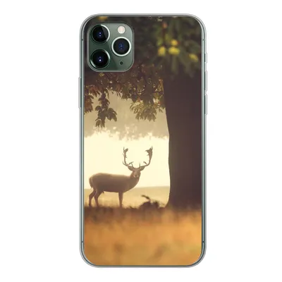 Produktbild von MuchoWow® Handyhülle Schutzhülle Hülle für iPhone 11 Pro Max Hirsche - Bäume - Wald Silikon Softcase Handy Hülle - Schutz