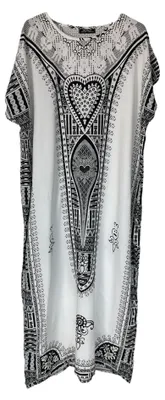 Imagen del producto de Vestido largo tipo caftán en blanco, ideal para el verano
