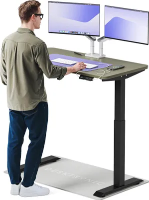 Produktbild von Desktronic HomeOne Elektrisch höhenverstellbarer Schreibtisch 120x60cm Schwarz/Grün mit Memory-Funktion, Anti-Kollisions Technologie, USB-A und USB-C-Ladeanschlüssen