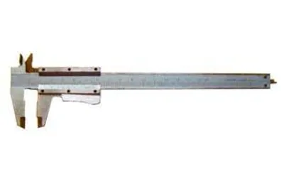 Produktbild von Kaliber Cinquantesimale mit automatischem Verriegelungsmechanismus – Messbereich: 150 mm – Abmessungen: 230 x 75 x 7h mm.