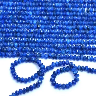 Produktbild von Natürliche Kyaniit-Perlen, mikrofacettiert, für Schmuck