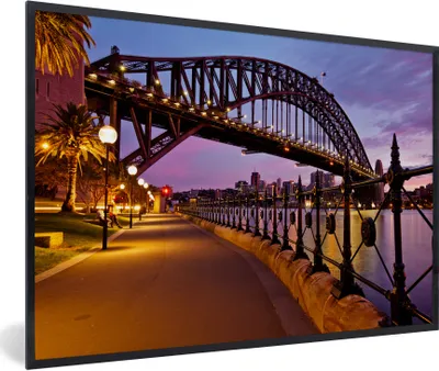 Produktbild von MuchoWow® Gerahmtes Poster Weg unter der Sydney Harbour Bridge in Australien 90x60 cm - Poster mit Schwarzem Bilderrahmen Wandposter Rahmen Foto Bilder - Fotorahmen - Foto-Plakat