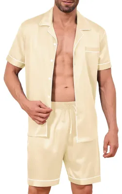 Produktbild von Herren Pyjama-Set aus Satin mit kurzen Ärmeln